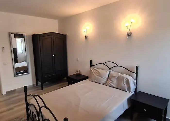 Garden - 22 Guests - 2 Pools Albufeira