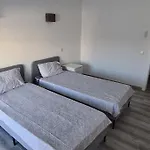 Garden - 22 Guests - 2 Pools Albufeira