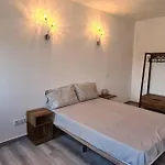 Garden - 22 Guests - 2 Pools וילה