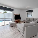 וילה Garden - 22 Guests - 2 Pools אלבופיירה