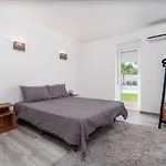 Villa Garden - 22 Guests - 2 Pools