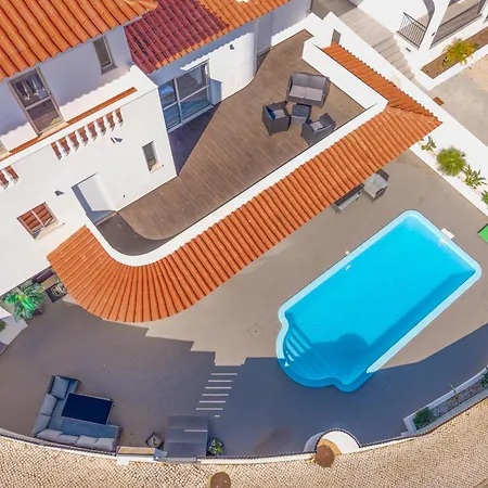 Garden - 22 Guests - 2 Pools * Albufeira