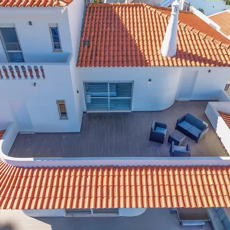 Garden - 22 Guests - 2 Pools