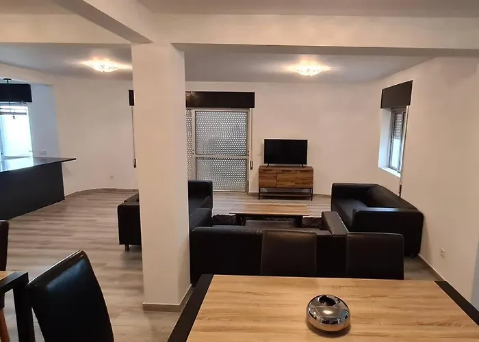 Garden - 22 Guests - 2 Pools * Albufeira