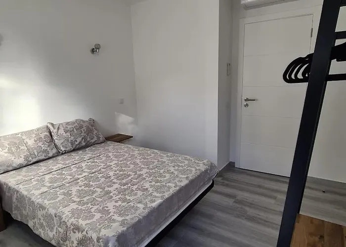 Garden - 22 Guests - 2 Pools ヴィラ